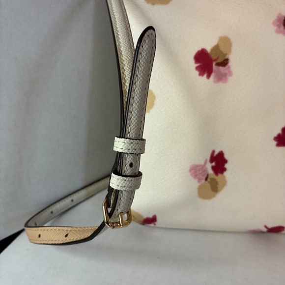 Coach Field Flora Print Crossbody Bag and Wristlet Set Chalk F59848 F86926 - Picture 15 of 16